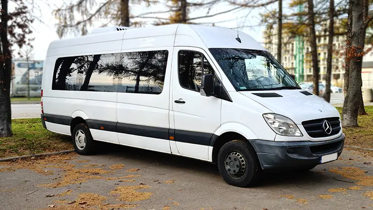 Wynajem busa na festiwal w Szczecinie