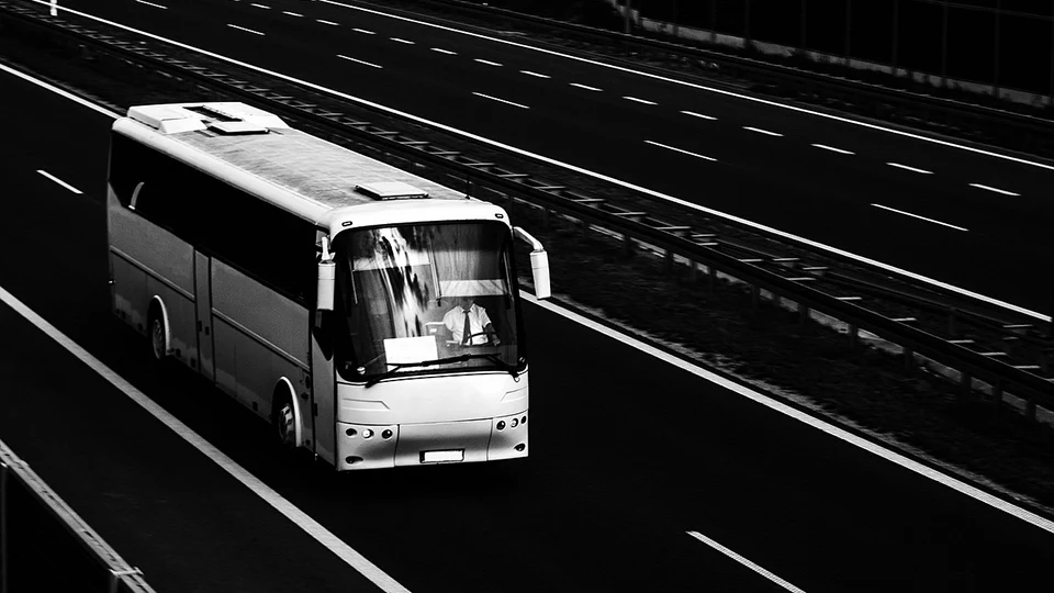Wynajem autokaru na wyjazdy turystyczne w Bydgoszczy