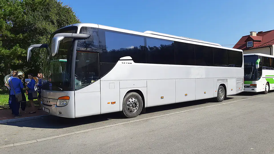 Wynajem autobusu cena