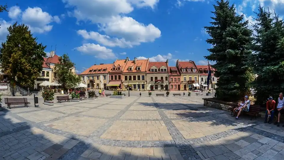 wynajem autobusu Sandomierz Rynek