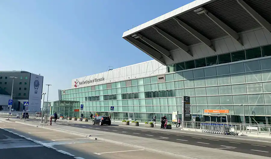Transfer lotniskowy Warszawa